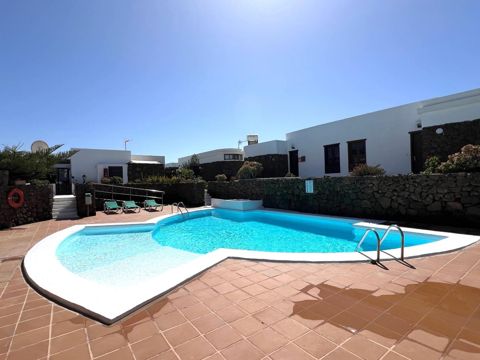 Oasis En Lanzarote Villa Costa Teguise Exterior photo