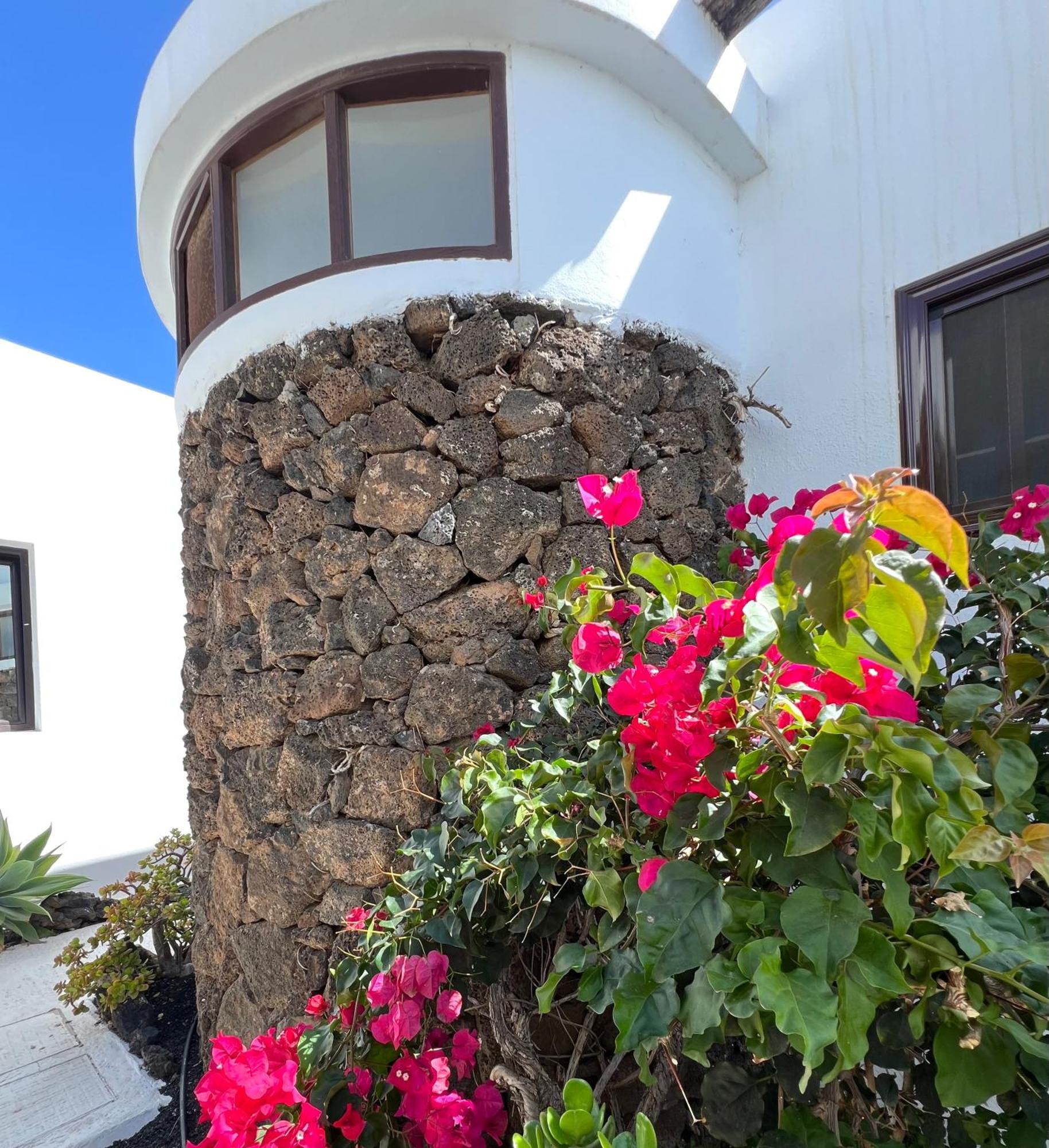 Oasis En Lanzarote Villa Costa Teguise Exterior photo